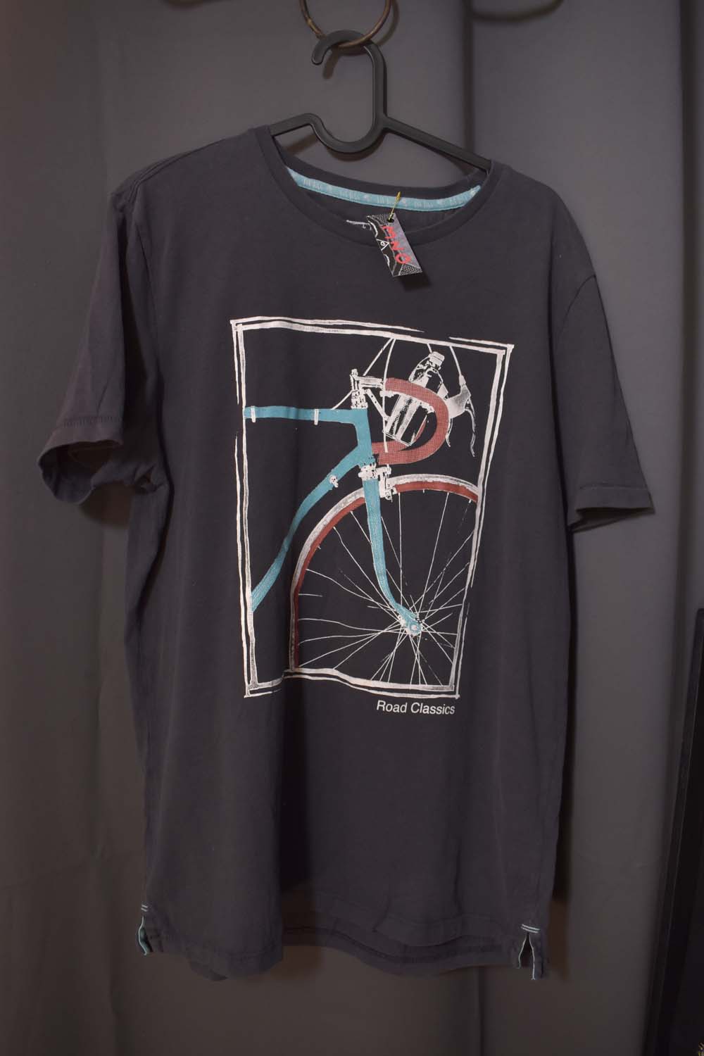 Sekáč Shirt #25